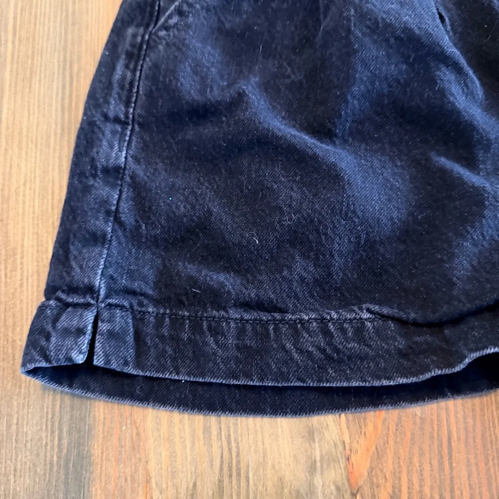 American Eagle Outfitters Black High-Waist Paperbag Shorts